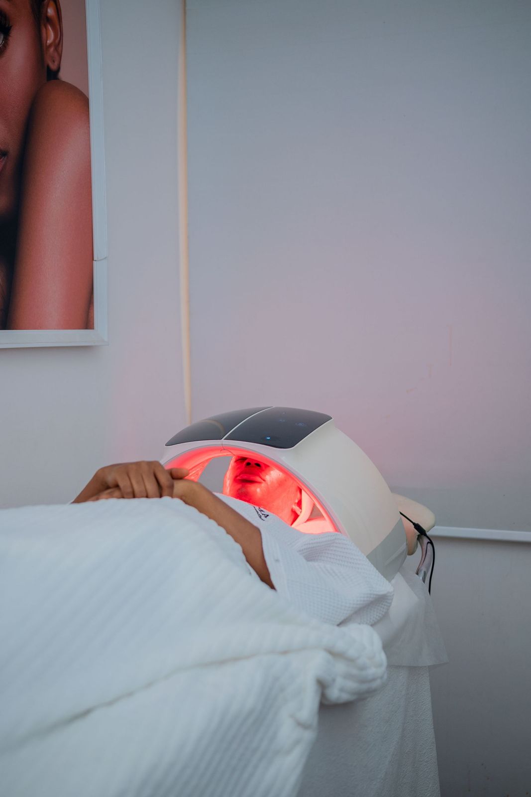 CHROMOTHERAPY LIGHTING