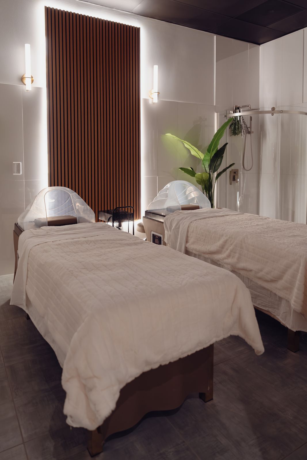 MASSAGE ROOM